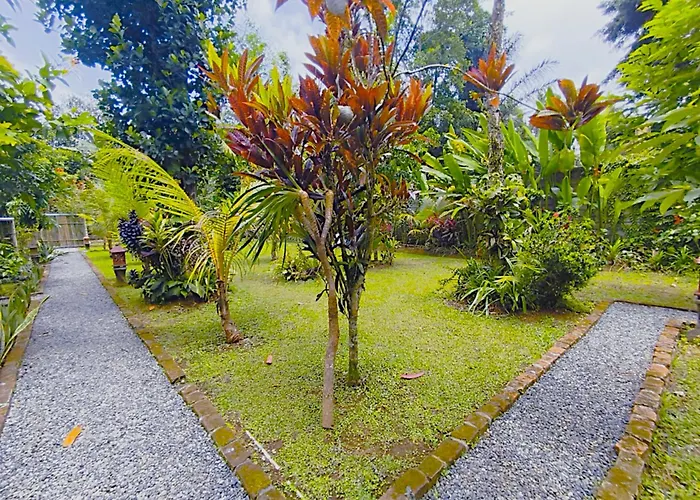 Bali Koempi Close To By Eco Tradi Habitación en casa particular Ubud